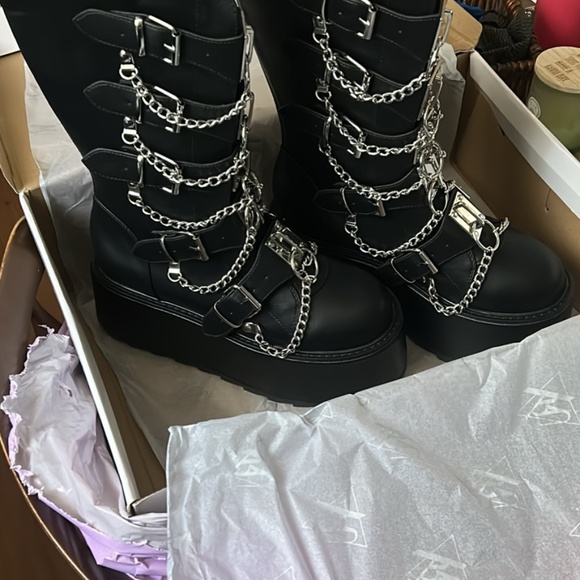 brand new YRU glitch boots black size 10 - Picture 2 of 4